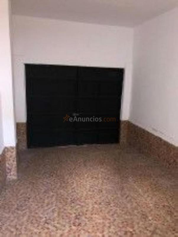 Adosado en venta en  Av. Ocho de Marzo, Humilladero