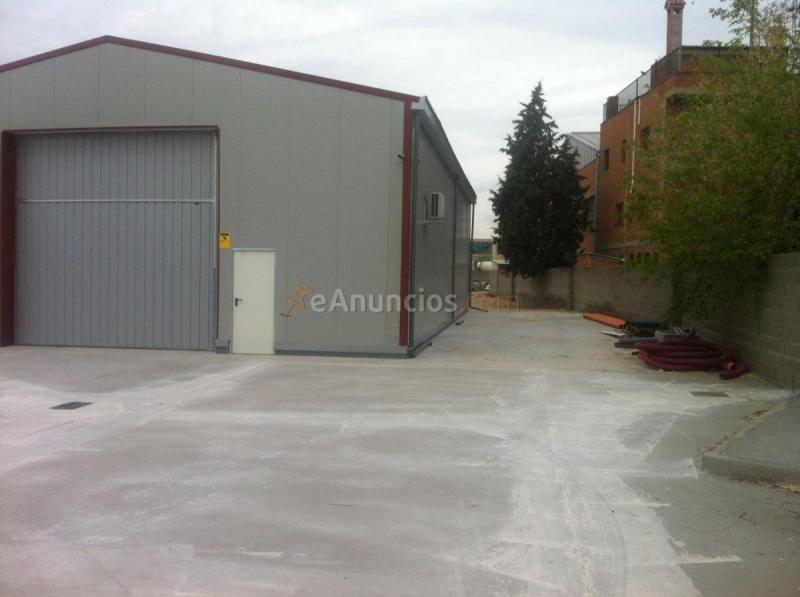 Edificio en alquiler en  La Garena, Alcalá de Henares