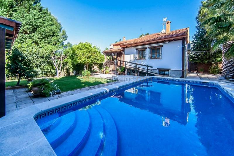 Adosado en venta en  Puente Tablas - Puente Nuevo - Cerro Molina, Jaén