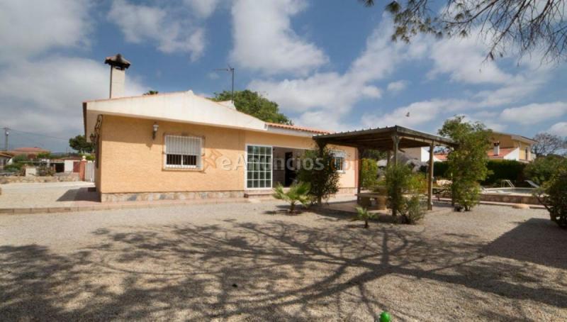 Adosado en venta en  Villamontes-Boqueres, San Vicente del Raspeig