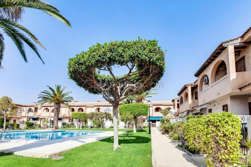 Casa en venta en  berta von sutter, Playa de los Locos, Torrevieja