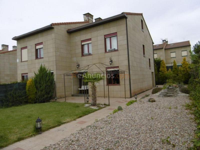 Casa en venta en  LOS CHOPOS, Villariezo