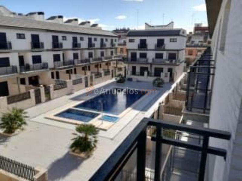 Casa en venta en  El Paraiso-Los Almendros, L'Eliana