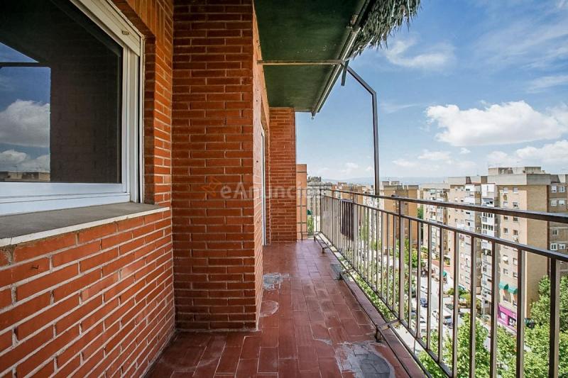 Apartamento en venta en  Polig.Cartuja - Barriada la Paz, Granada