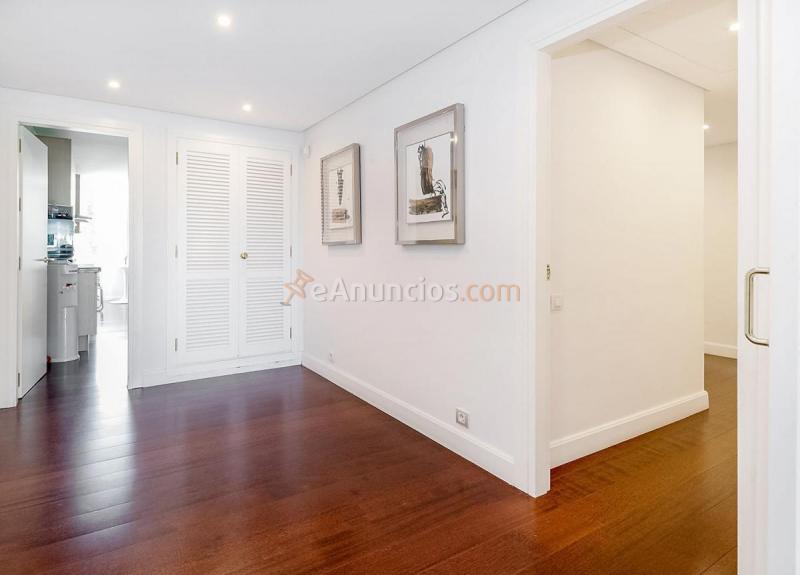 Apartamento en venta en  Nueva Andalucía, Marbella