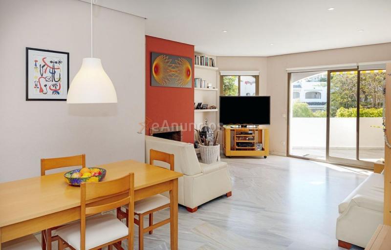 Apartamento en venta en  Elviria-Cabopino, Marbella