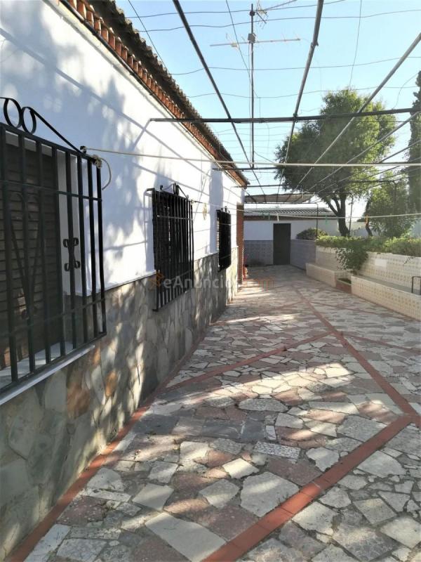 Adosado en venta en  Valdeastillas - Fuentezuelas, Jaén