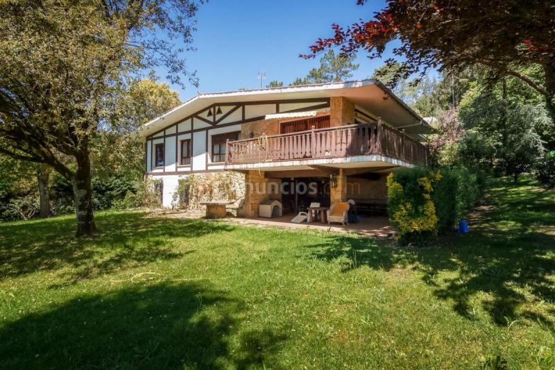 Adosado en venta en  Maruri