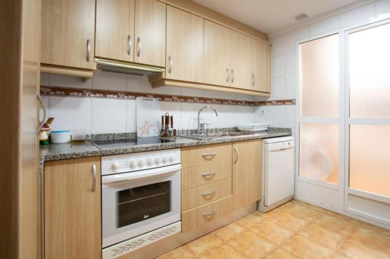 Adosado en venta en  Oliva pueblo, Oliva