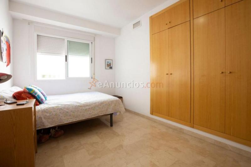 Adosado en venta en  Oliva pueblo, Oliva