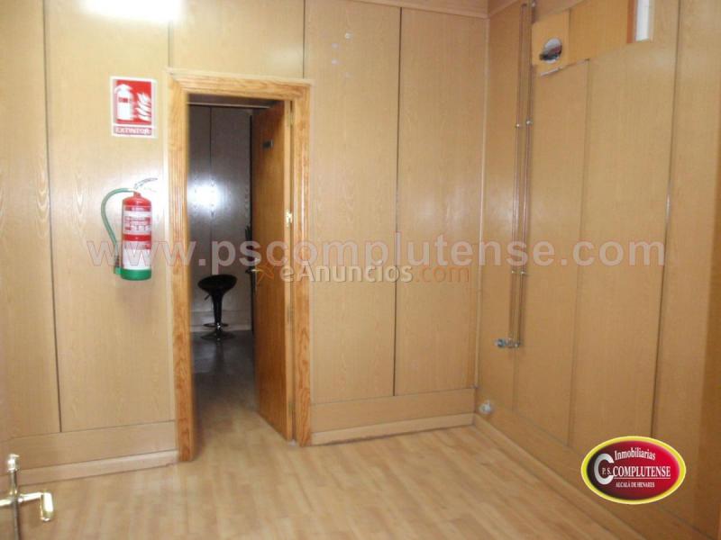 Local Comercial en alquiler en  Juan de Austria, Alcalá de Henares