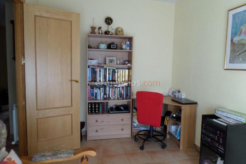 Casa en venta en  Carranque