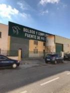 Edificio en venta en  Clara campoamor, Fuente de Piedra