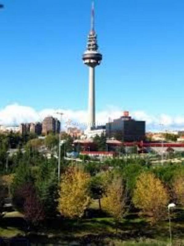 Apartamento en venta en  Santa Irene, Ciudad Lineal, Madrid