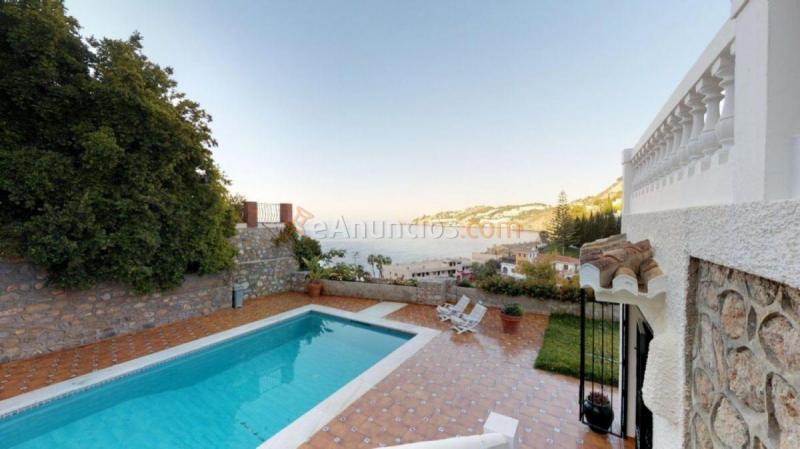 Adosado en venta en Calle Bajada del Mar, Cotobro, Almuñécar