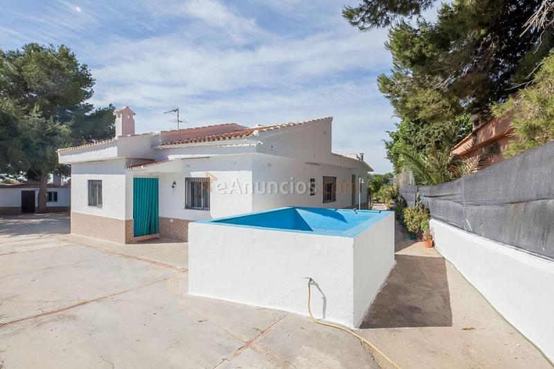 Adosado en venta en  Riba-Roja de Túria