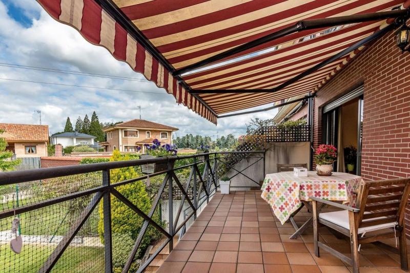 Adosado en venta en  Villaquilambre