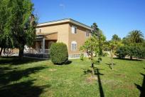 Adosado en venta en  Olivo, Requena