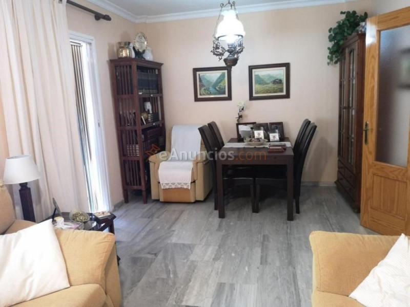 Casa en venta en  Puerto de la Torre, Málaga