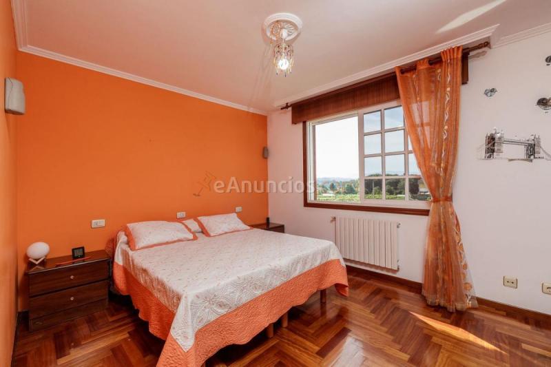 Adosado en venta en  Ponteareas