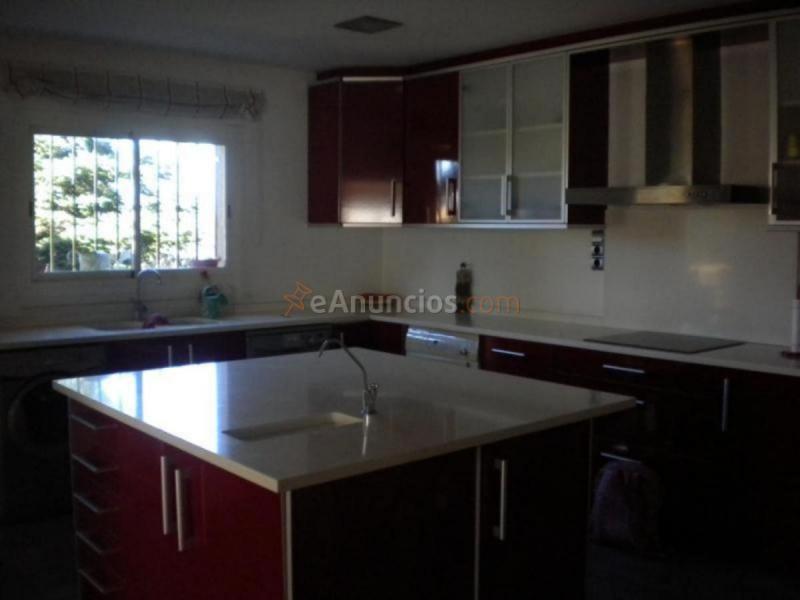 Adosado en venta en  El Carme-Sant Agustí-Bonavista, L'Eliana