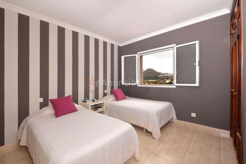 Adosado en venta en  Firgas