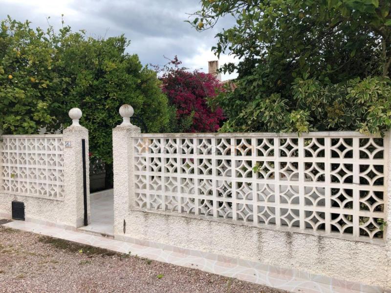 Casa en venta en Plaza de las Dalias, La Siesta - El Salado - Torreta, Torrevieja