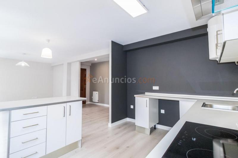 Apartamento en venta en Calle León XIII, El Llano, Gijón