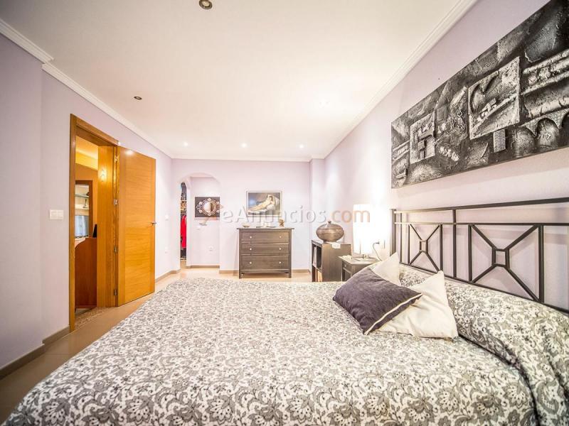 Adosado en venta en  Jumilla