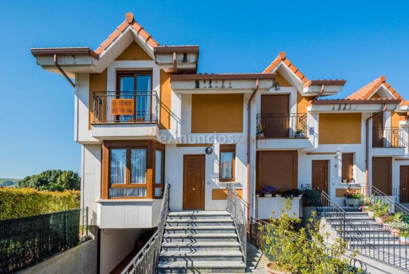 Adosado en venta en  Ajo