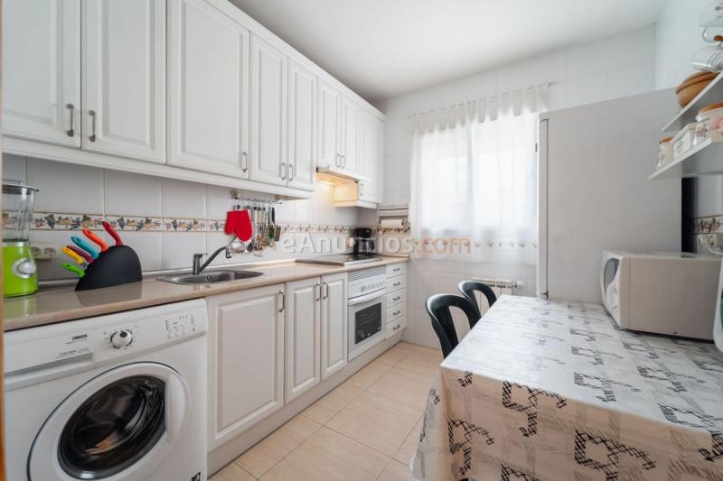 Adosado en venta en  Pioz