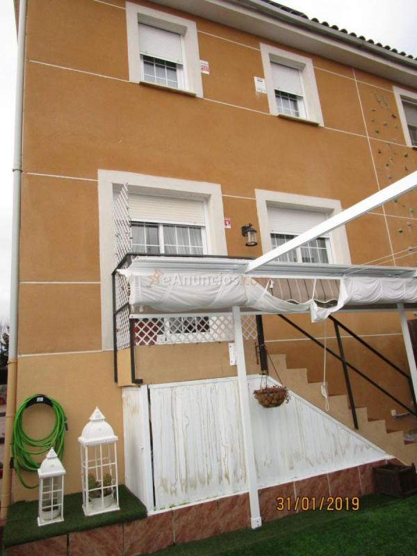 Casa en venta en  Navalagamella