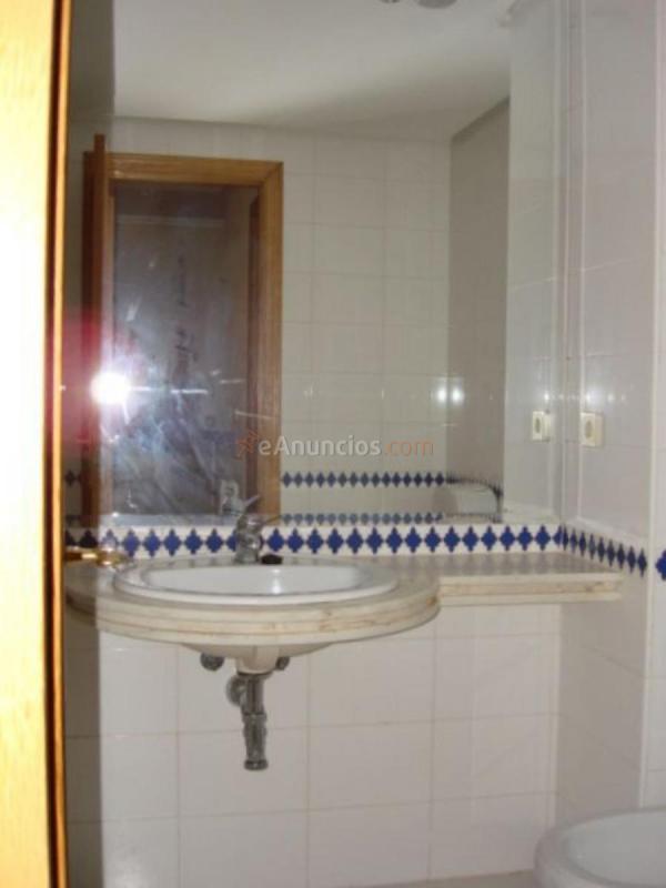 Casa en alquiler en Avenida DEL GOLF, Simancas