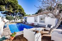 Casa en venta en Calle Carabela, Orihuela Costa, Orihuela