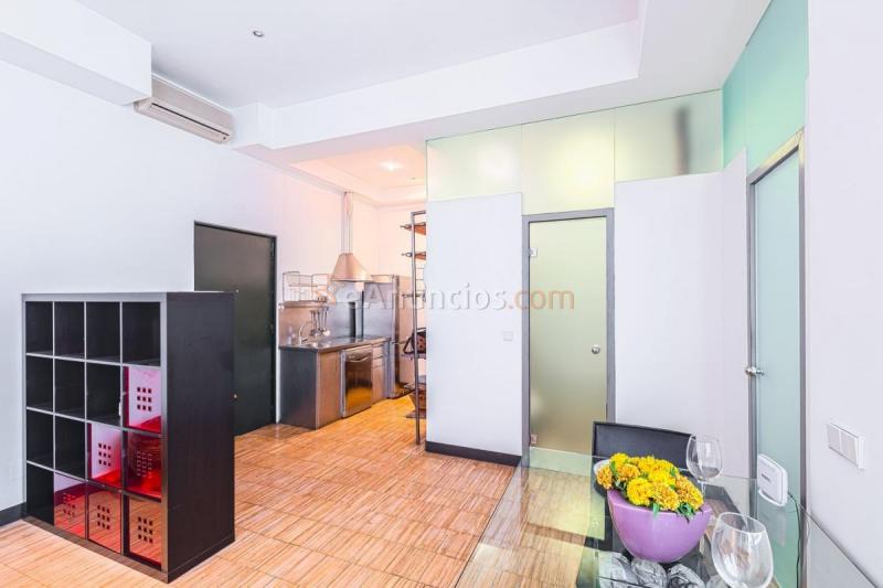 Apartamento en alquiler en  Tres Cruces, Centro, Madrid