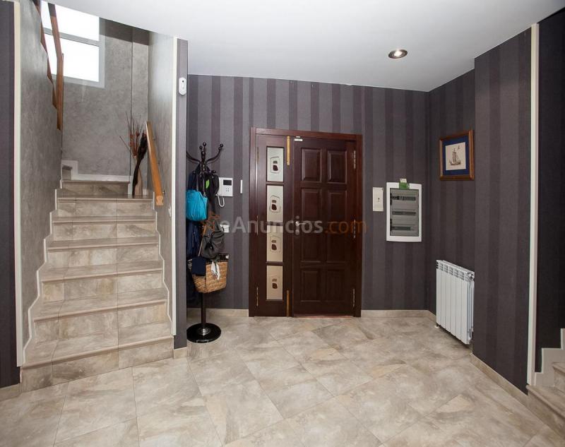 Adosado en venta en  Condado de Treviño