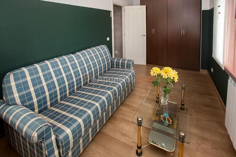 Adosado en venta en  Condado de Treviño