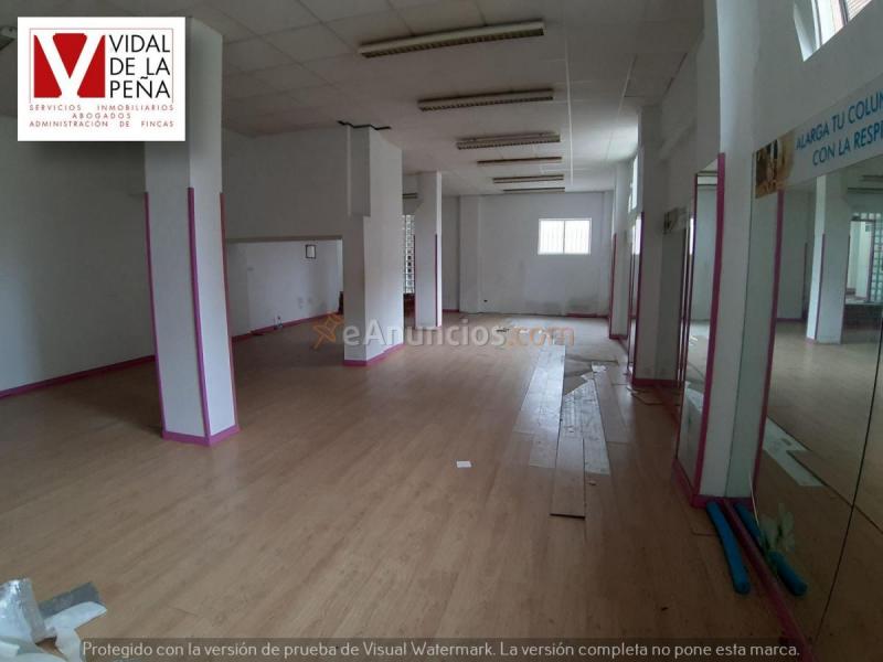 Local Comercial en alquiler en  Universidad, Los Castros, Santander