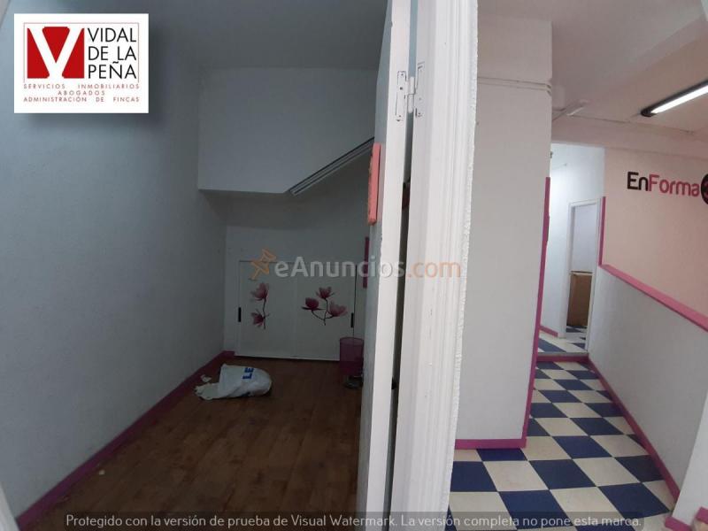 Local Comercial en alquiler en  Universidad, Los Castros, Santander