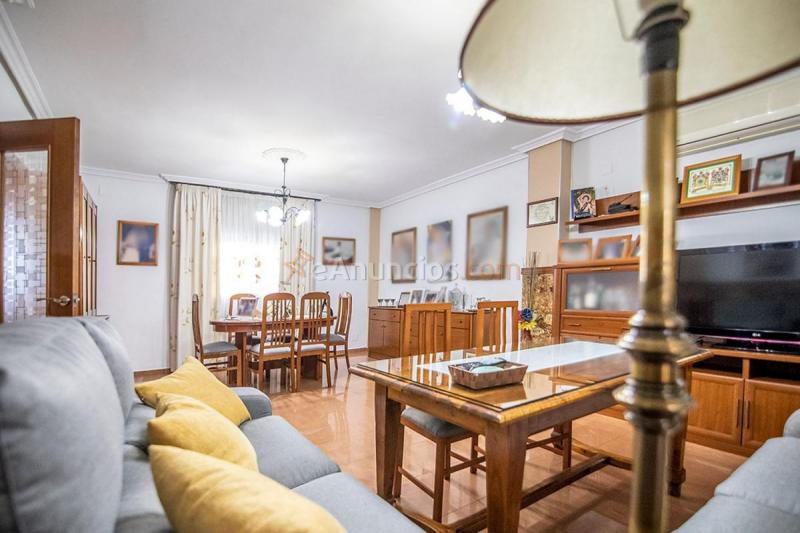 Adosado en venta en  La Guardia de Jaén