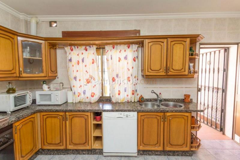 Adosado en venta en  Puerto de la Torre, Málaga