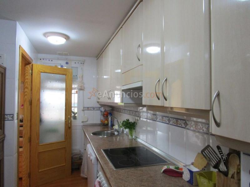 Casa en venta en  Navalagamella