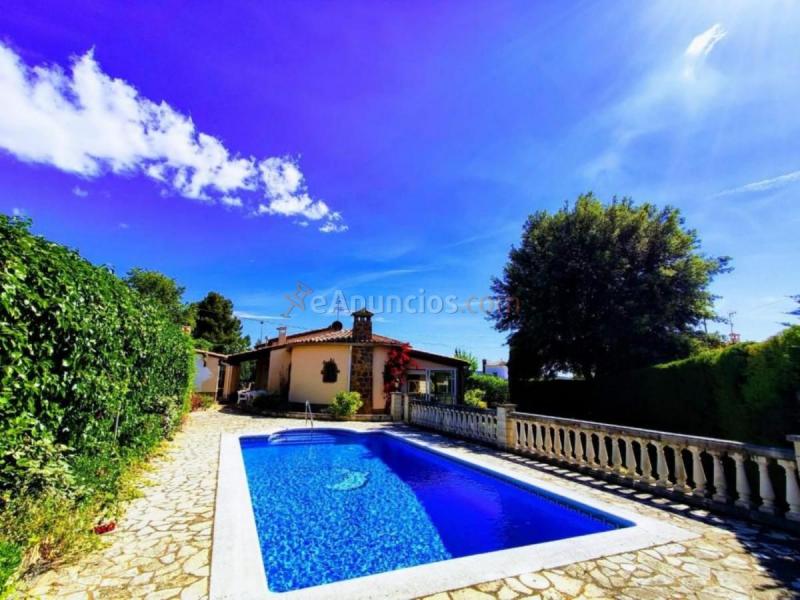 Adosado en venta en Calle Marsella, Cabanyes-Mas Ambrós-Mas Pallí, Calonge