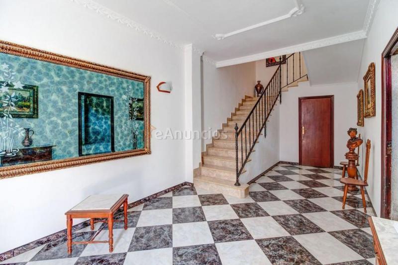 Adosado en venta en  Lopera