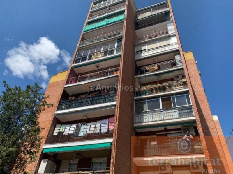 Apartamento en venta en Calle de Ocaña, Latina, Madrid