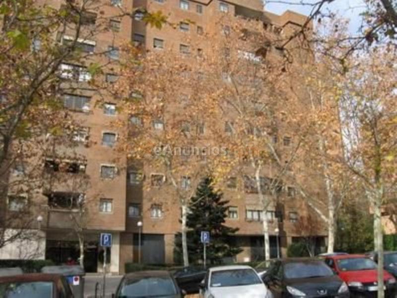 Local Comercial en venta en Calle Santiago de Compostela, Fuencarral, Madrid