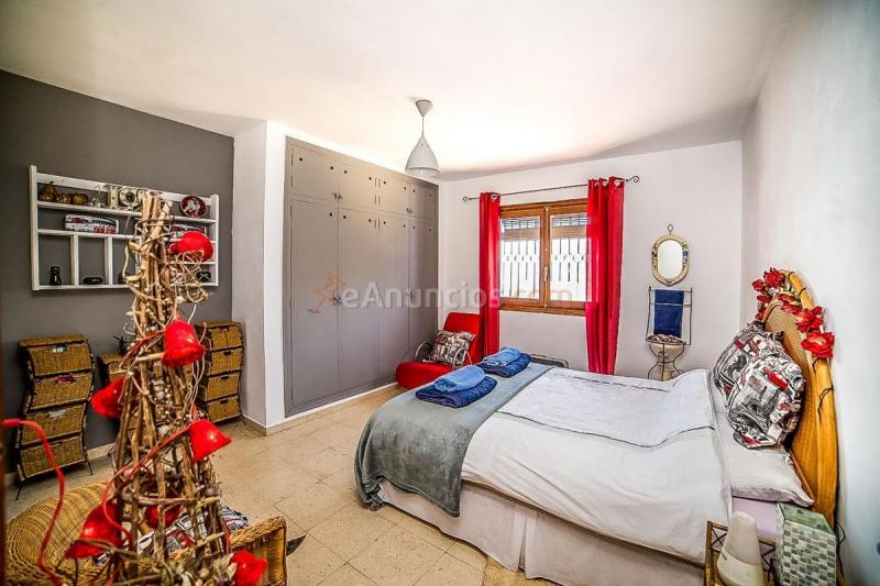 Adosado en venta en  Benichembla