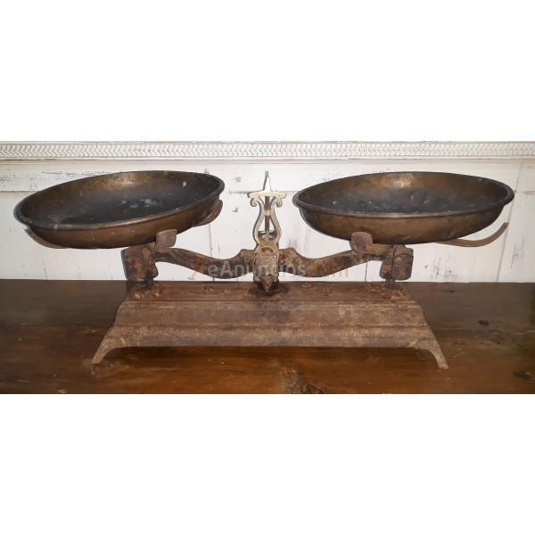 ANTIGUA BALANZA FUERZA 10K