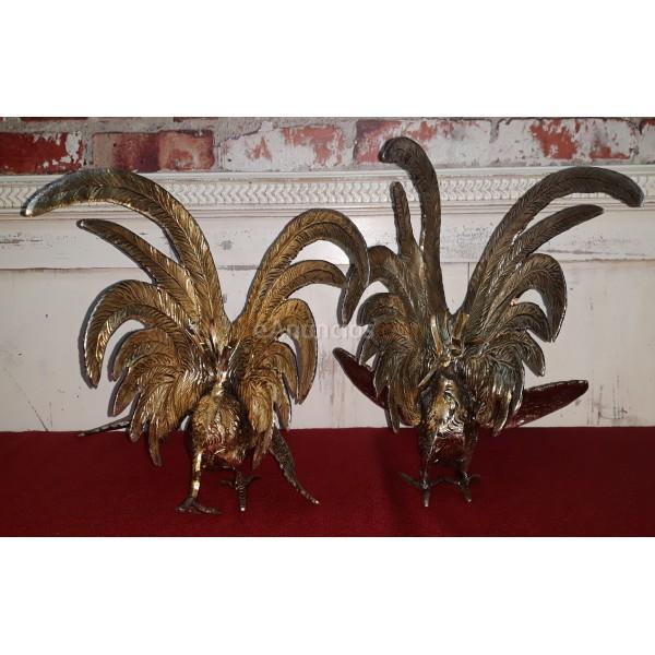 PAREJA DE GALLOS DE METAL MEDIADOS SIGLO XX