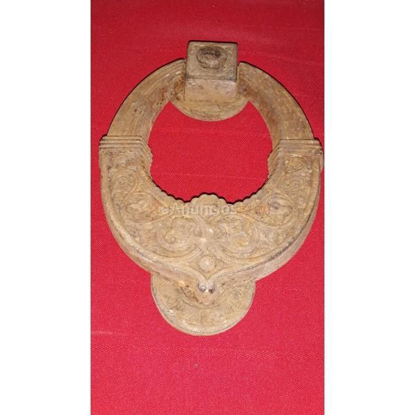 LLAMADOR DE HIERRO SIGLO XIX